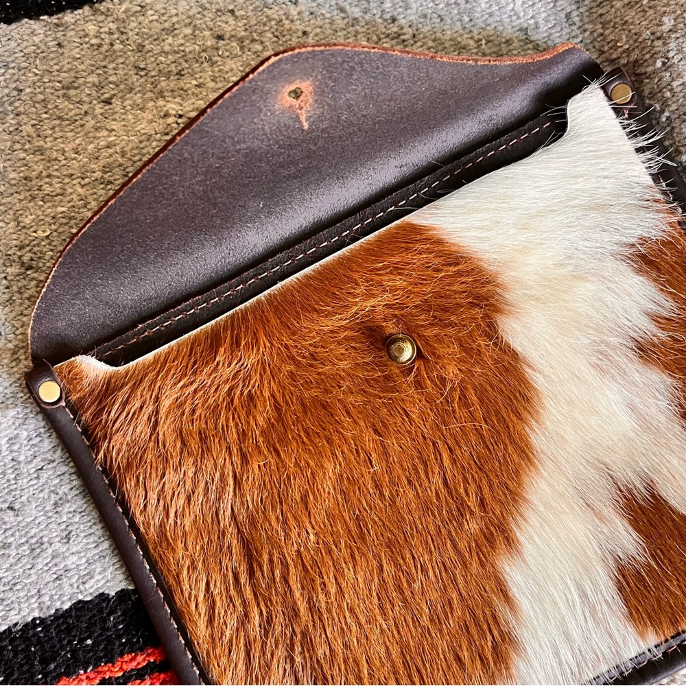 Filson Restoration Department Leather Pouch - Picture 11 of 16
